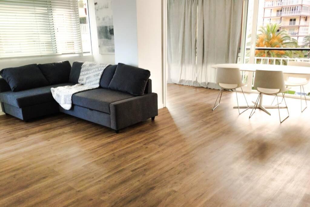 Apartamento Recien Reformado En Primera Linea Con Vistas A La Playa De La Almadraba Benicàssim Exterior foto