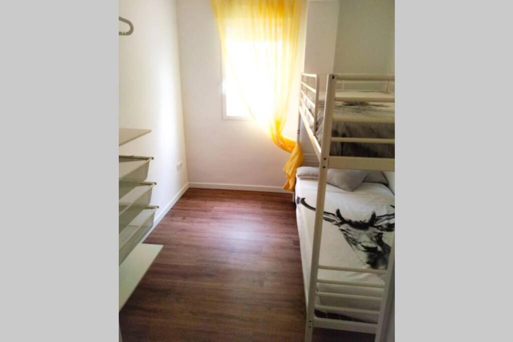 Apartamento Recien Reformado En Primera Linea Con Vistas A La Playa De La Almadraba Benicàssim Exterior foto